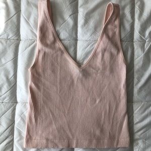 Light pink ribbed crop tank
